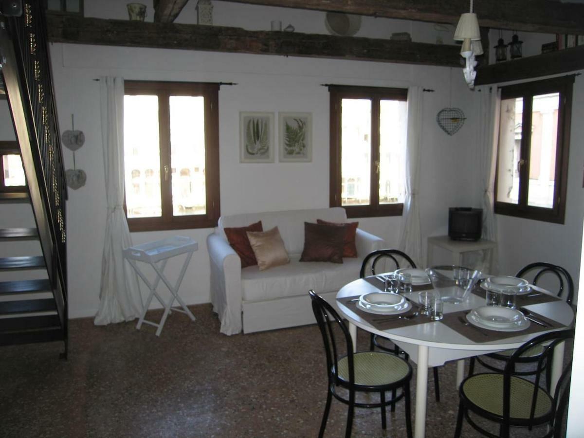 Loft Overlooking The Grand Canal Wenecja Zewnętrze zdjęcie