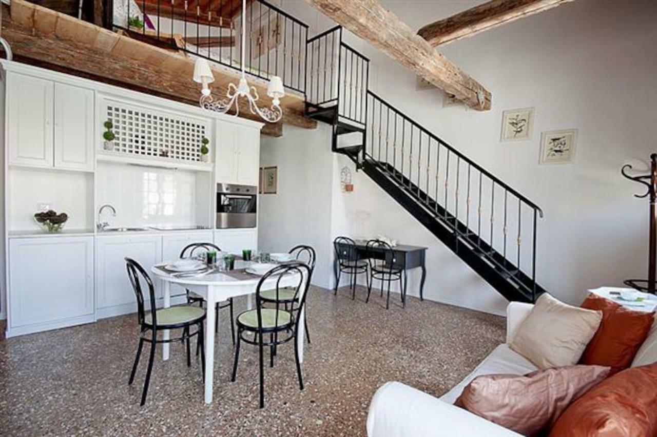 Loft Overlooking The Grand Canal Wenecja Zewnętrze zdjęcie